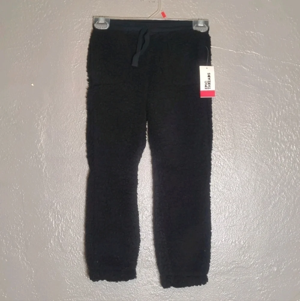 Epic Threads Cozy Black Kids Bottoms Size 7 NWT Pockets Fleece